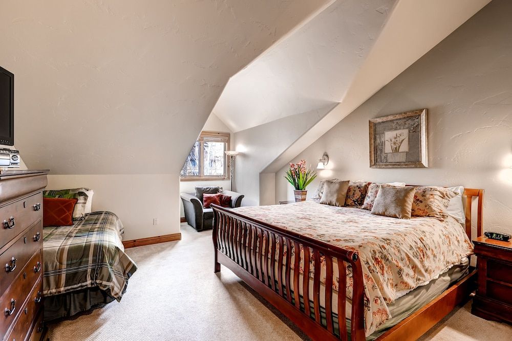 Premium Condo, 3 Bedrooms