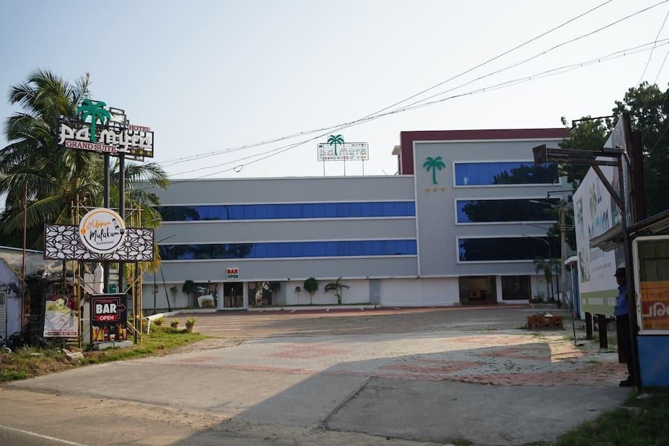 undefined Hotel Palmyra Grand Suite - Kanyakumari 9
