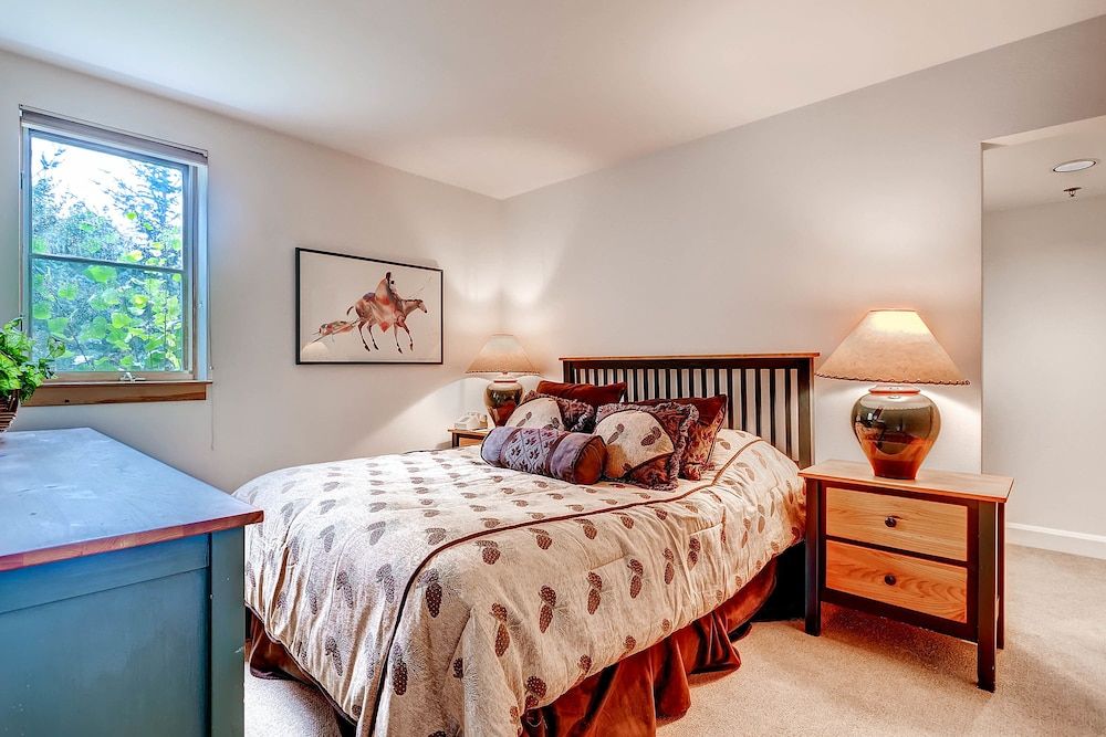 Forest Condominiums by Keystone Resort Premier Room, 3 Bedrooms (Starfire, 3 Bath)