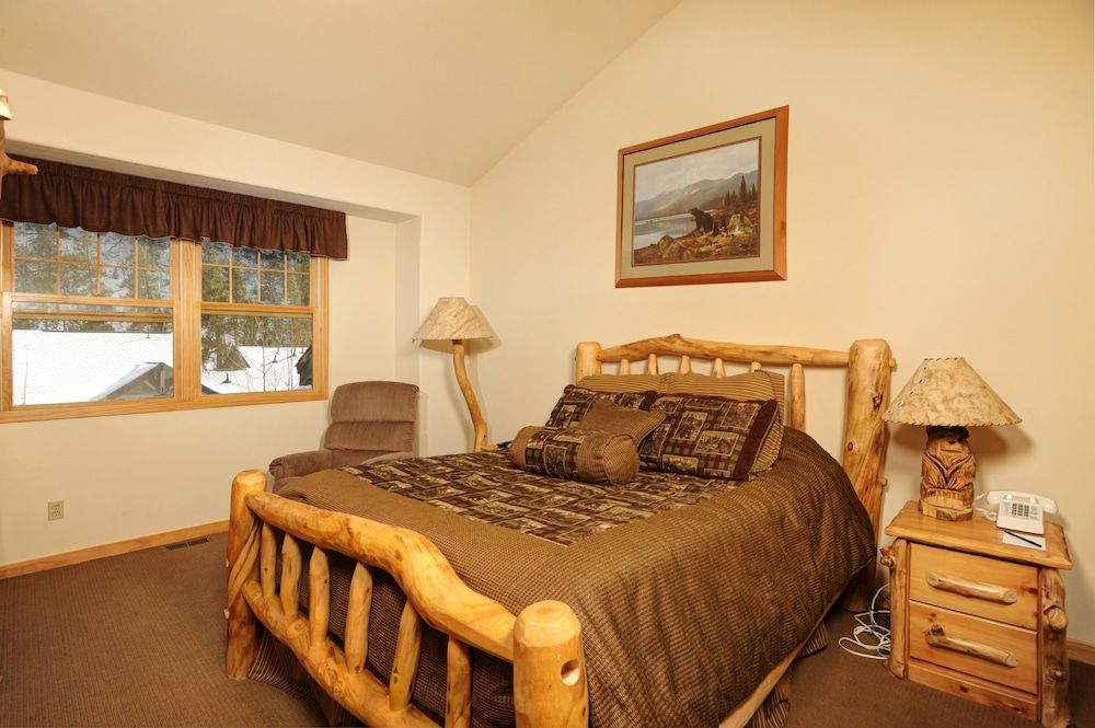 Forest Condominiums by Keystone Resort Townhome, 3 Bedrooms, 2 Bathrooms (Northstar)