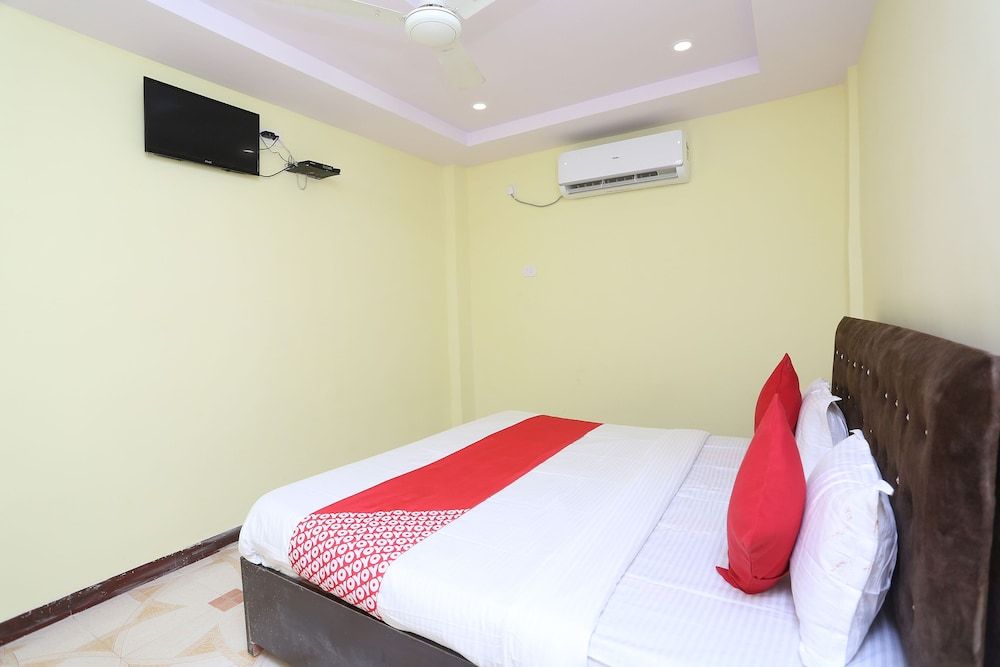 Super Hotel O Manoj Double or Twin Room 5