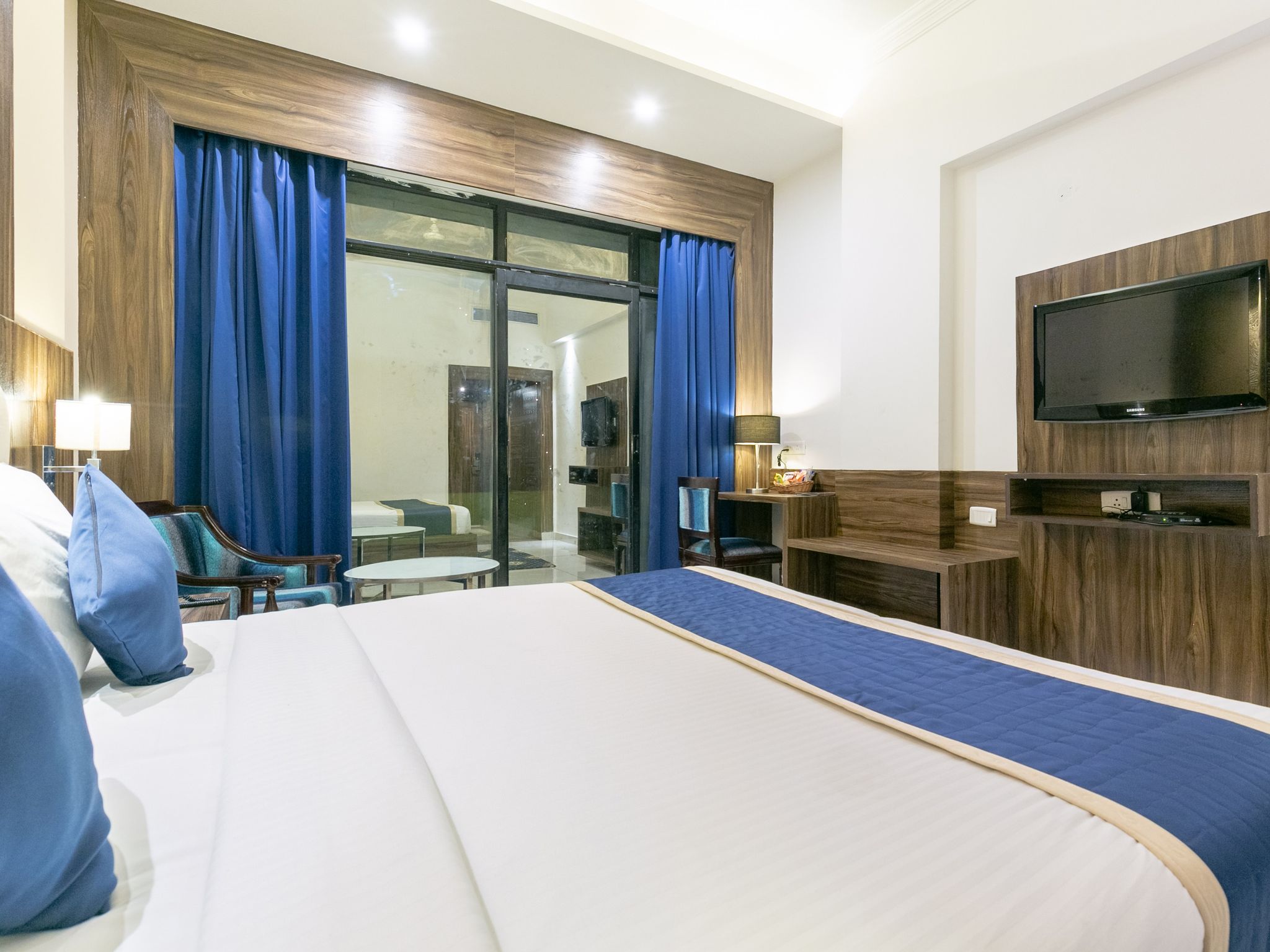 Hotel KC Cross Road Deluxe 25