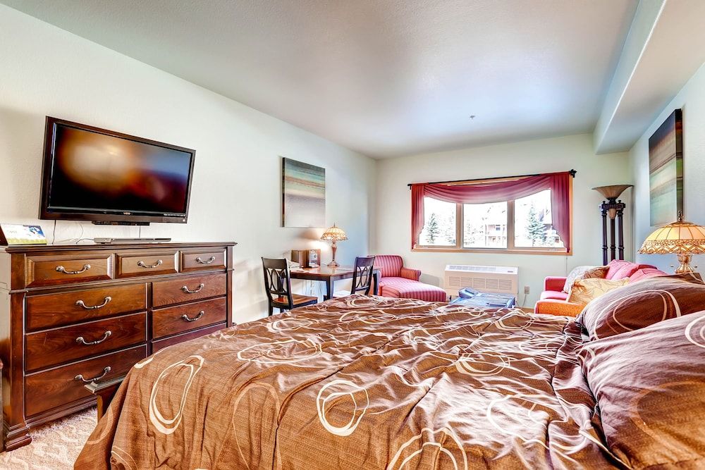 Gateway Mountain Lodge by Keystone Resort Studio (Efficiency Condominium) 4