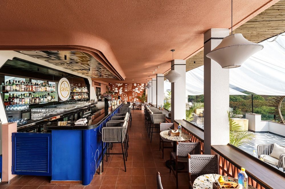 undefined The Sierra - A Luxury Stay 3