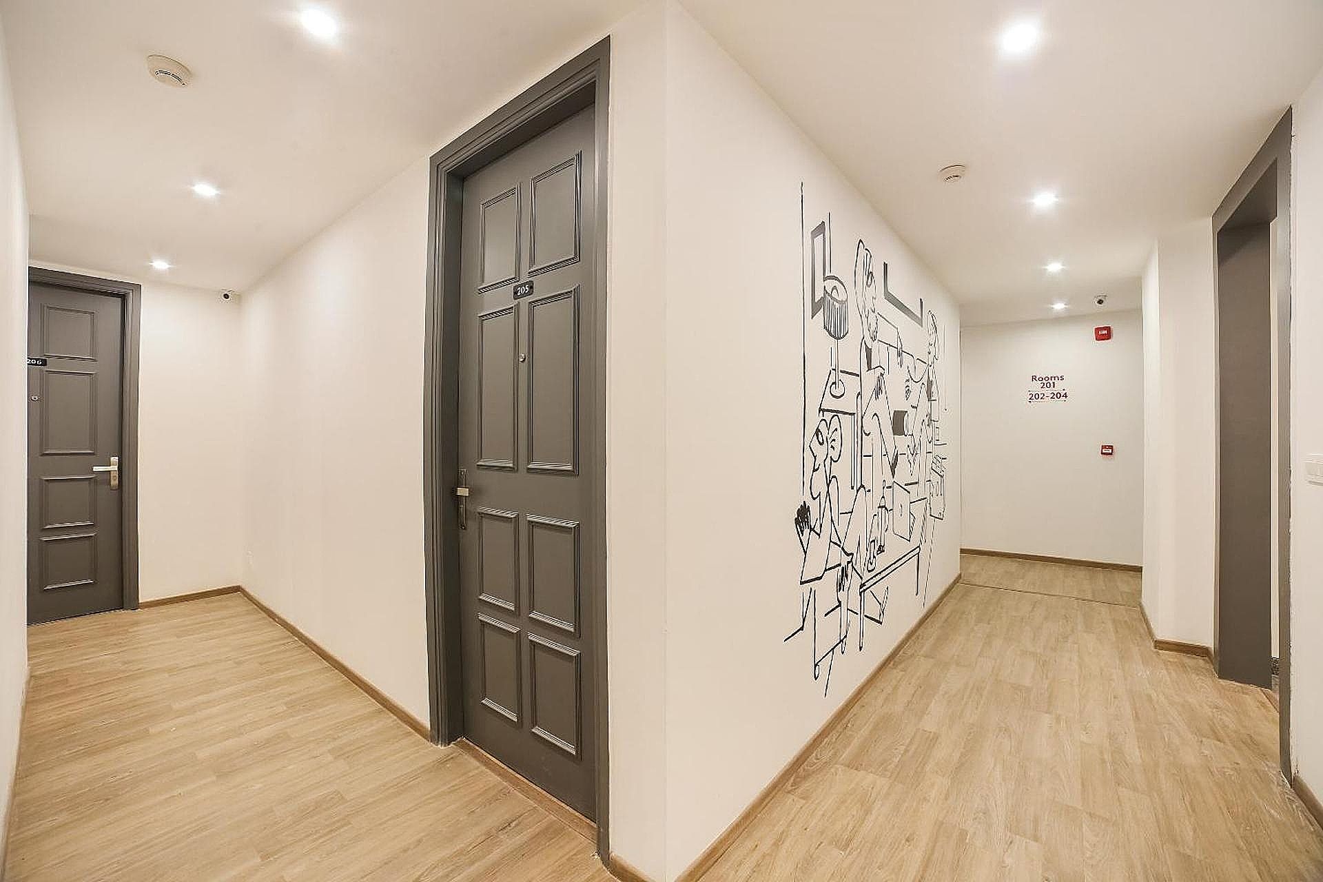 undefined Super Townhouse 557 Near Golf course road 3