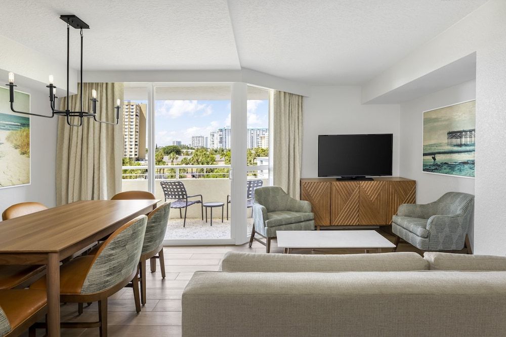 Condo, 2 Bedrooms