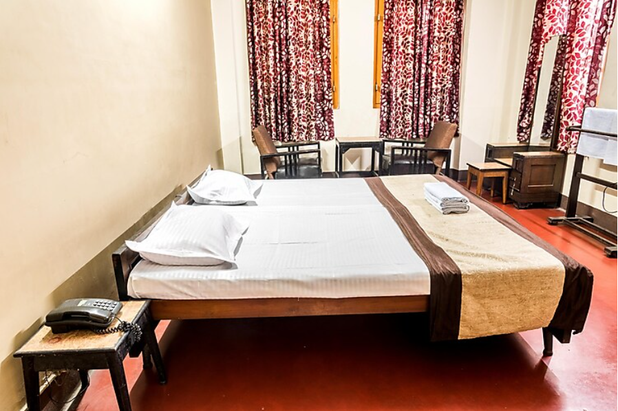 Broadway Hotel Standard AC Room