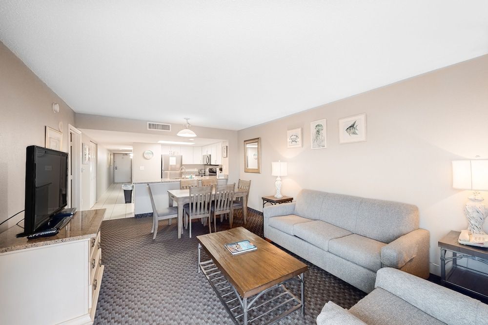 Bay Watch Resort & Conference Center Condo, 2 Bedrooms (Oceanfront) 17