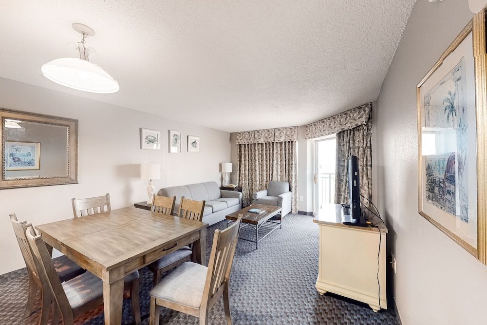 Bay Watch Resort & Conference Center Condo, 2 Bedrooms (Oceanfront) 15