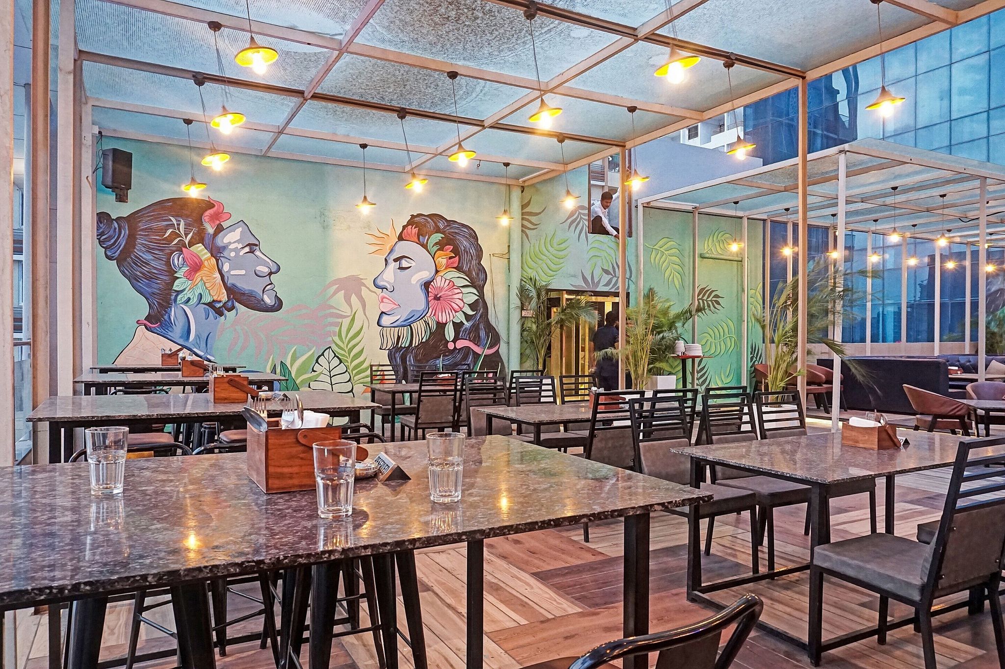 Food & Dining