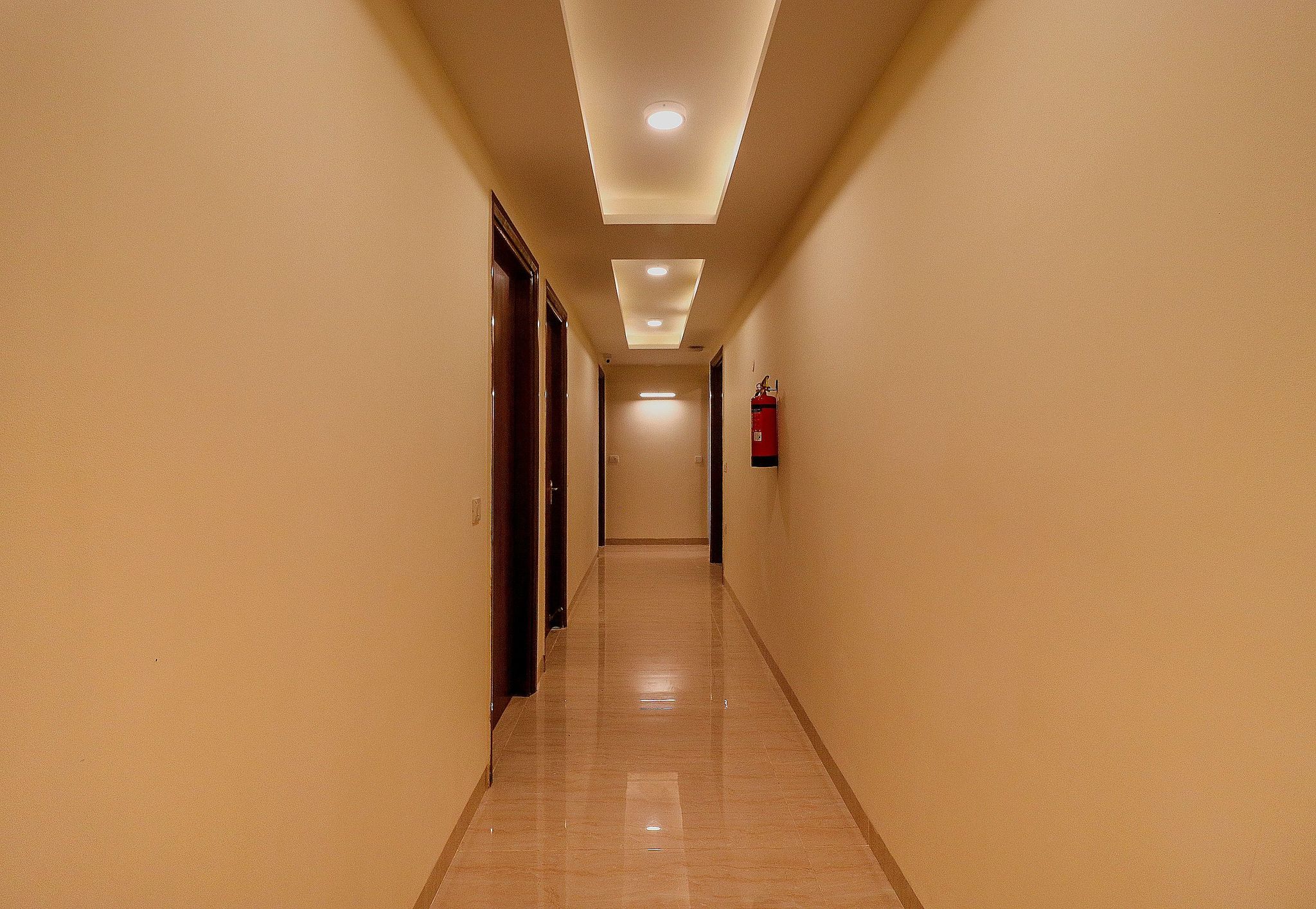 undefined Hotel O Comfort Residency Near Artemis Hospital 5