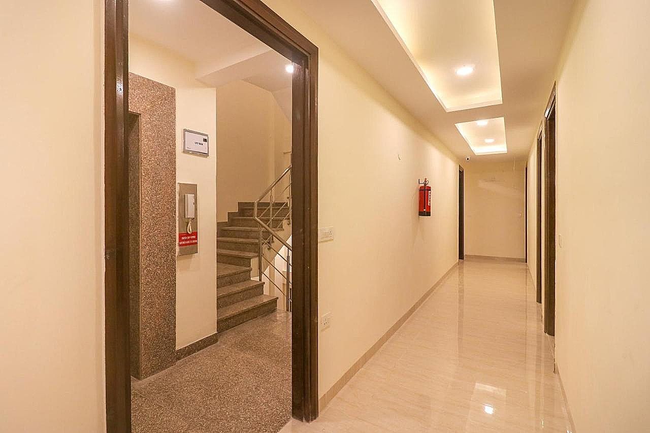undefined Hotel O Comfort Residency Near Artemis Hospital 2