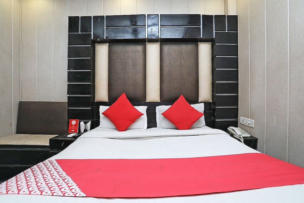 undefined Hotel O Shri Sai International 3