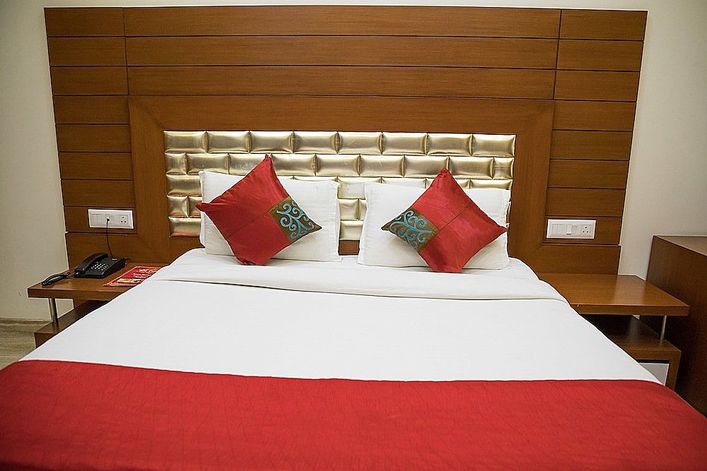 Hotel SM Palace Premium Double Room, 1 Queen Bed 14