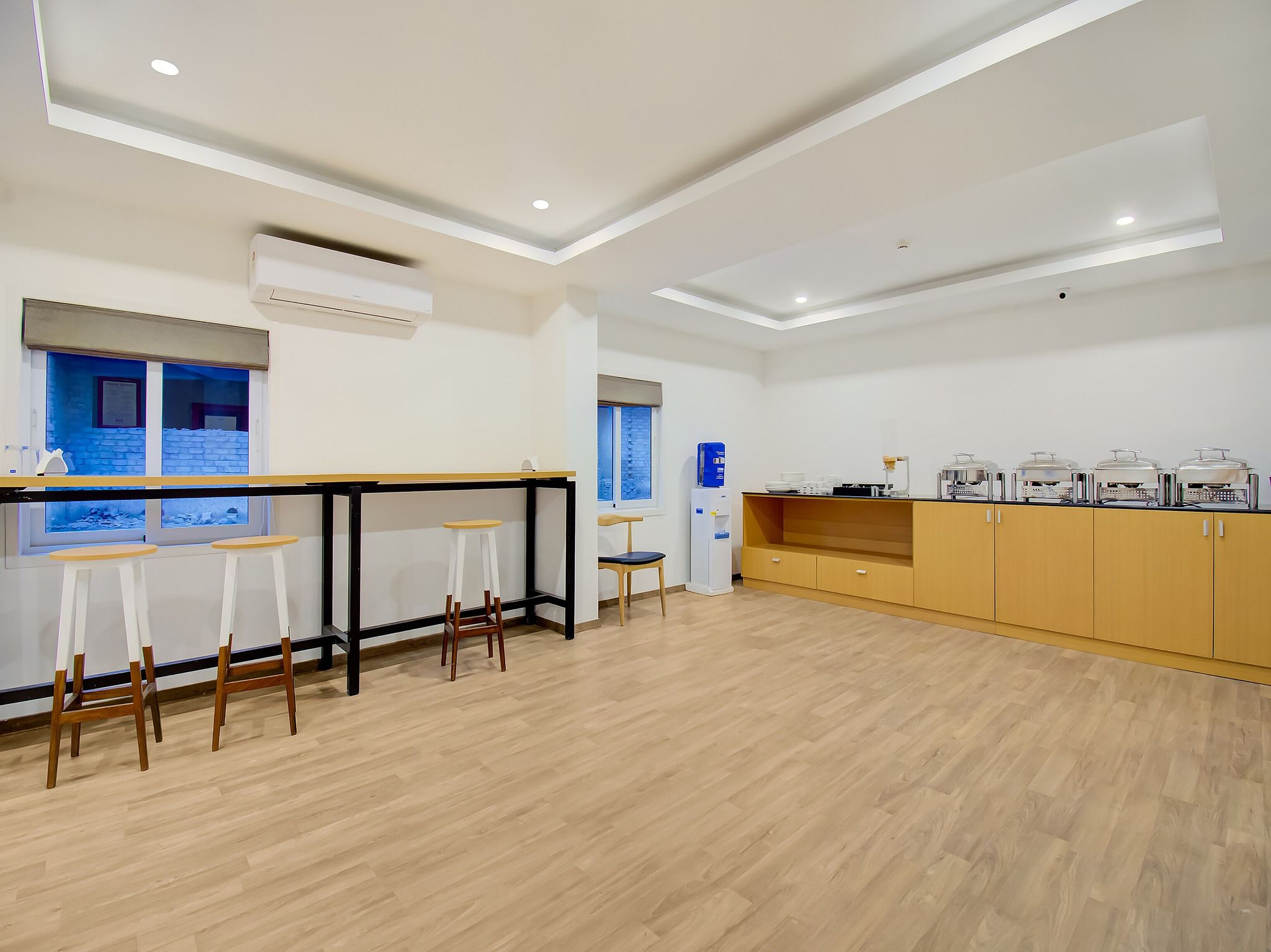 undefined OYO Townhouse 165 Netaji Road 4