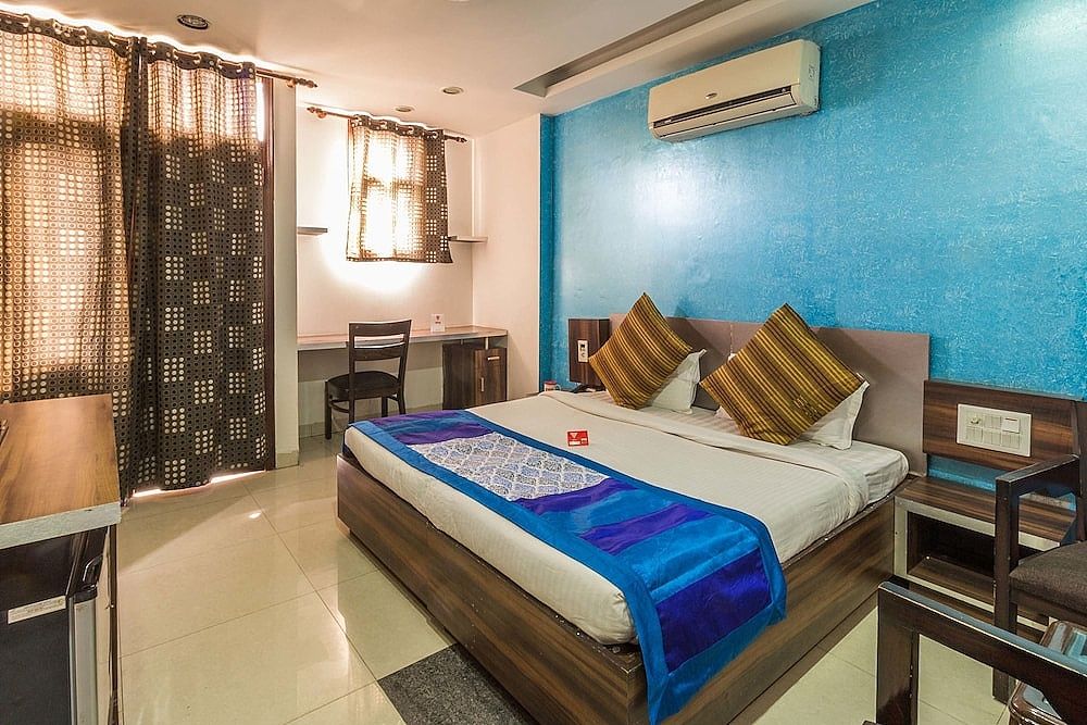 OYO 3863 Iris Deluxe Double or Twin Room, 1 King Bed, Smoking 3