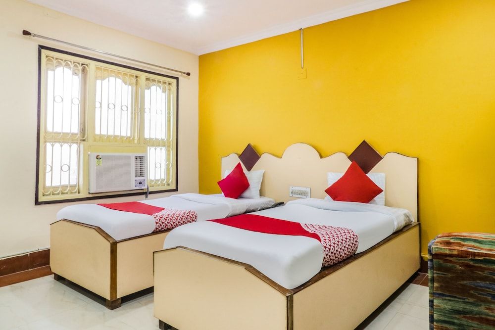 undefined OYO 38200 Hotel Goutam Vihar 8