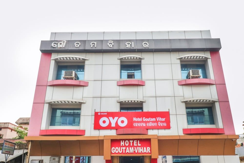 undefined OYO 38200 Hotel Goutam Vihar