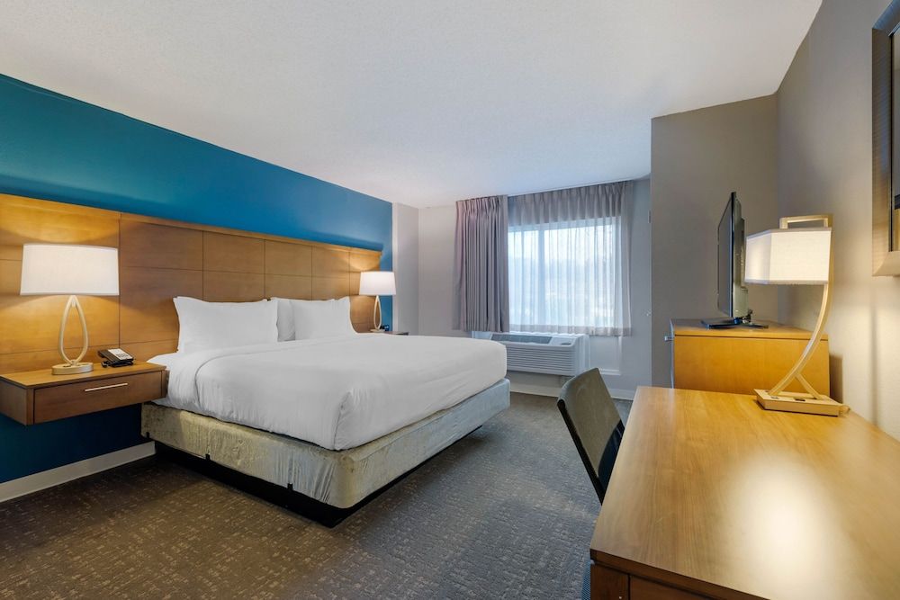 undefined Staybridge Suites Orlando Royale Parc Suites by IHG 2