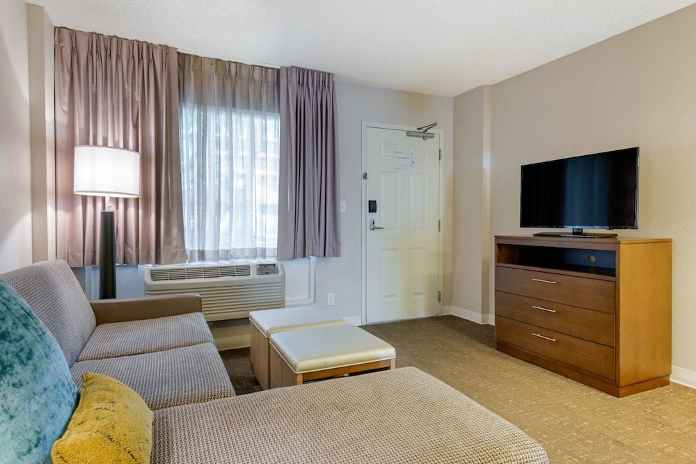 Staybridge Suites Orlando Royale Parc Suites by IHG Suite, 1 Bedroom, Kitchen 36