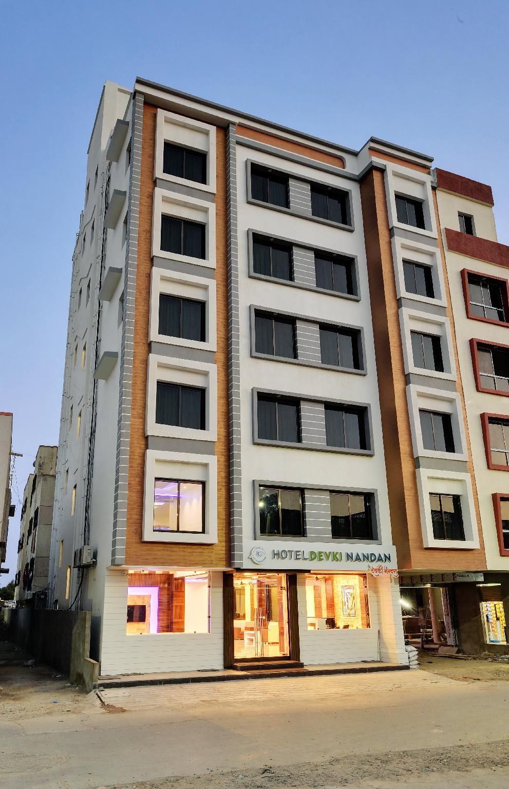 undefined Hotel Devkinandan 7