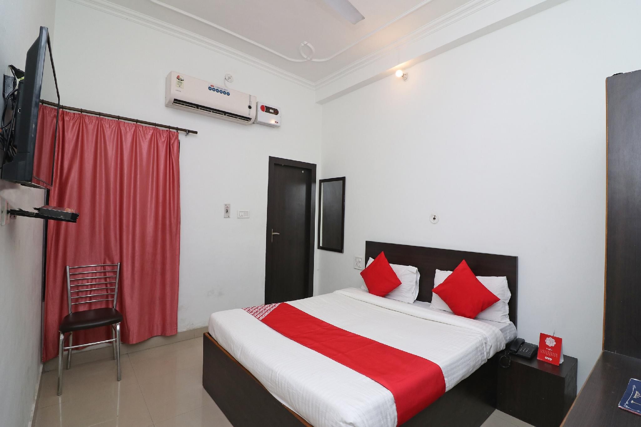 undefined Hotel O by OYO Mid Town Ojus Tower 5