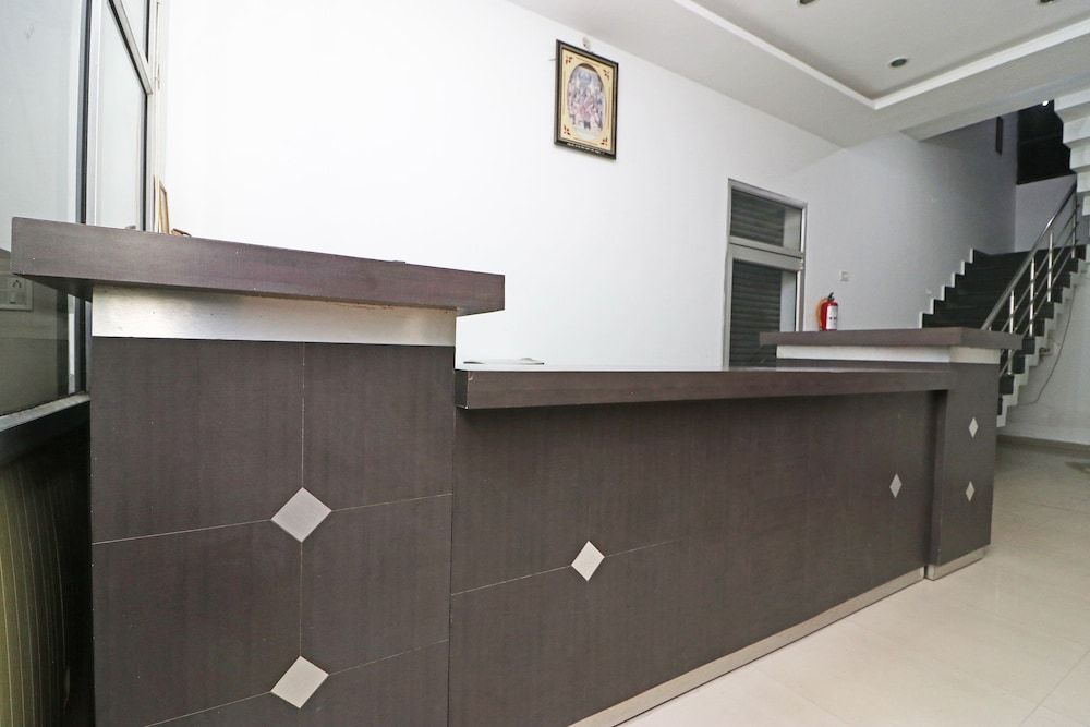 undefined Hotel O by OYO Mid Town Ojus Tower 2