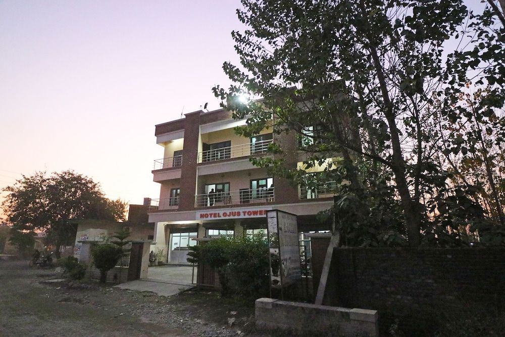 undefined Hotel O by OYO Mid Town Ojus Tower 6