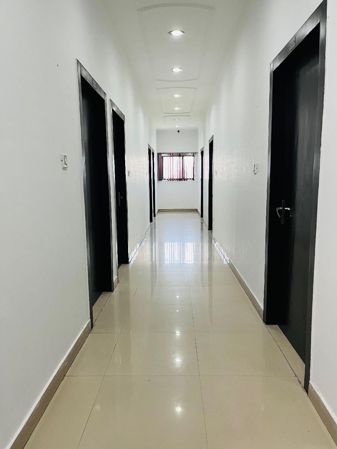 undefined Hotel O by OYO Mid Town Ojus Tower 3