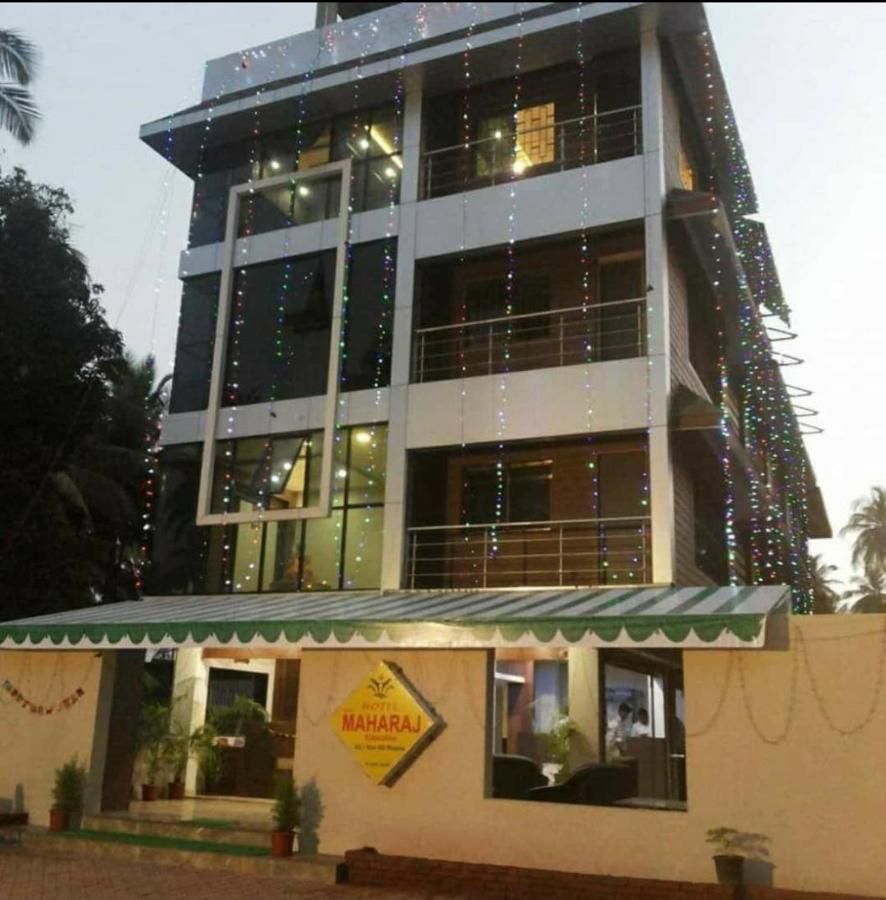 undefined Shri Maharaja Executive