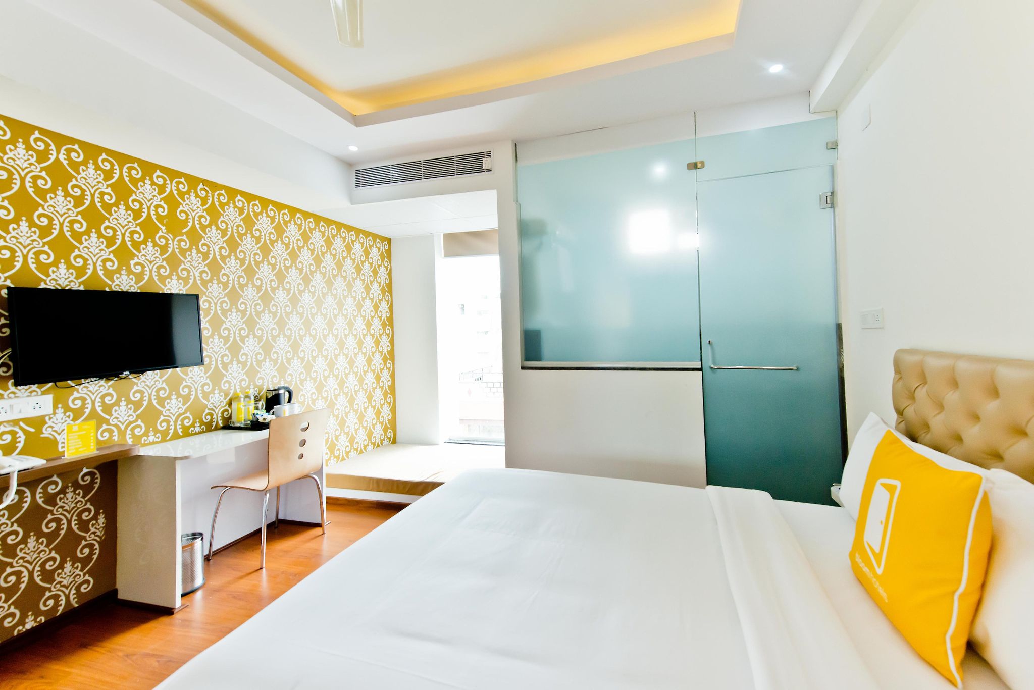 X by Bloom Manyata Deluxe Double Room 14