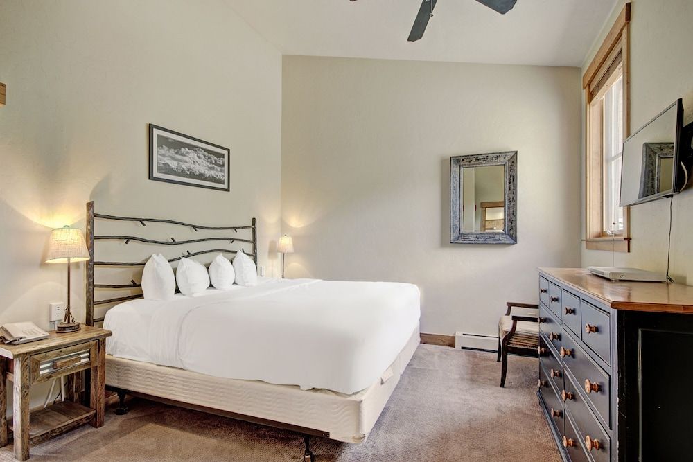 Townhome, 2 Bedrooms