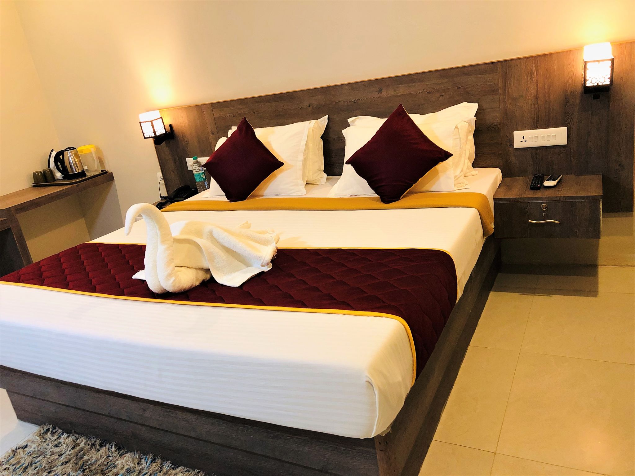 Hotel KNP Nest Premium Double Room A/C 5