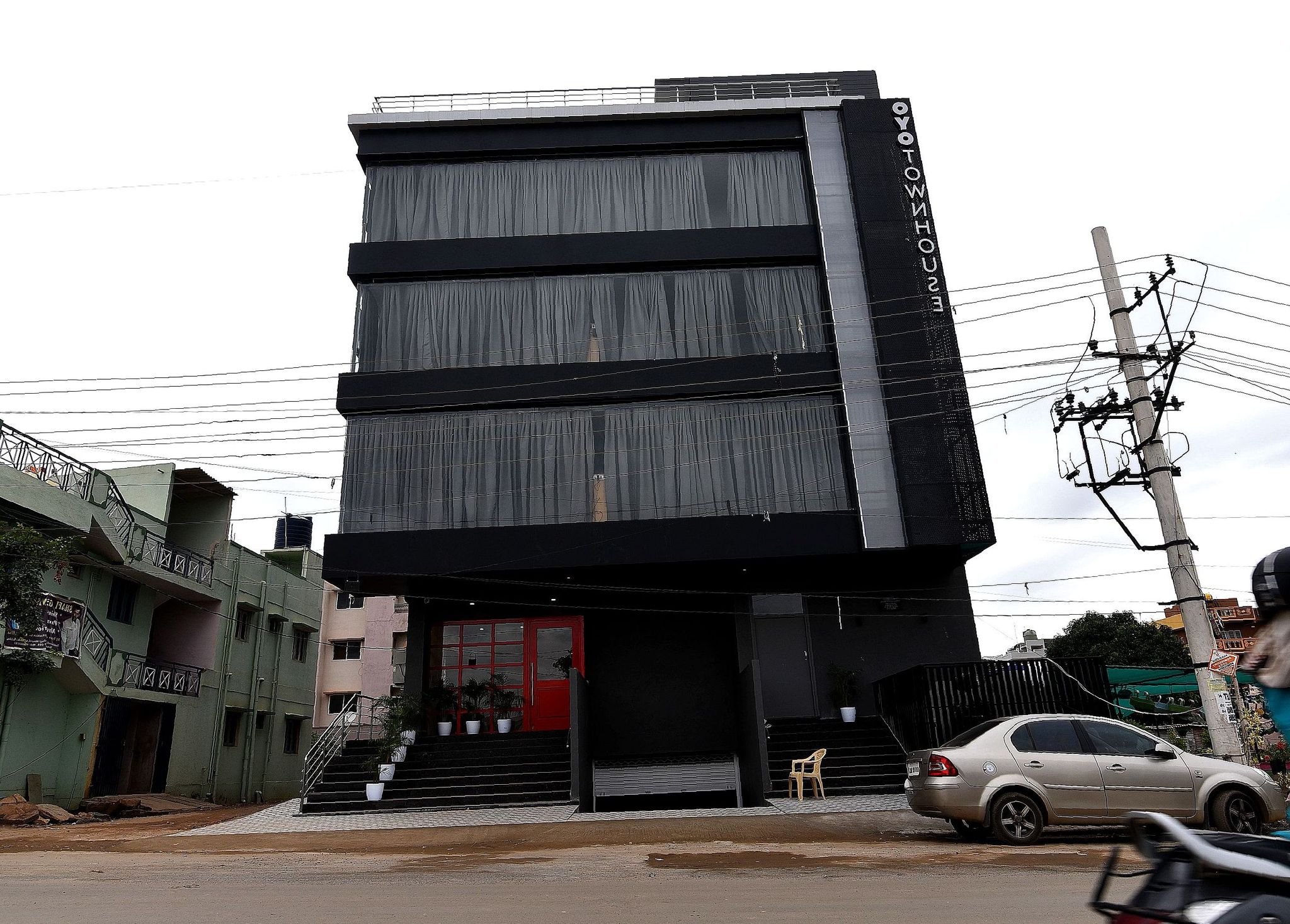 Super Hotel O City Square Hotel