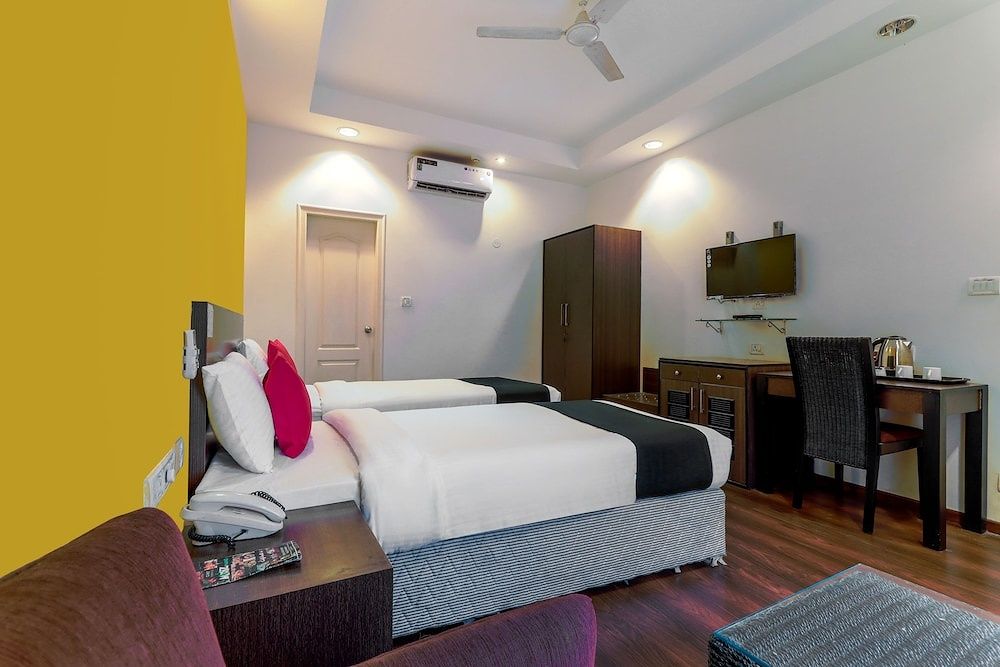 Capital O 46356 White Mg(BLR1693) Double or Twin Room 8