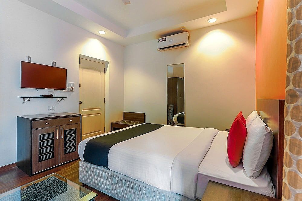 Capital O 46356 White Mg(BLR1693) Double or Twin Room 11