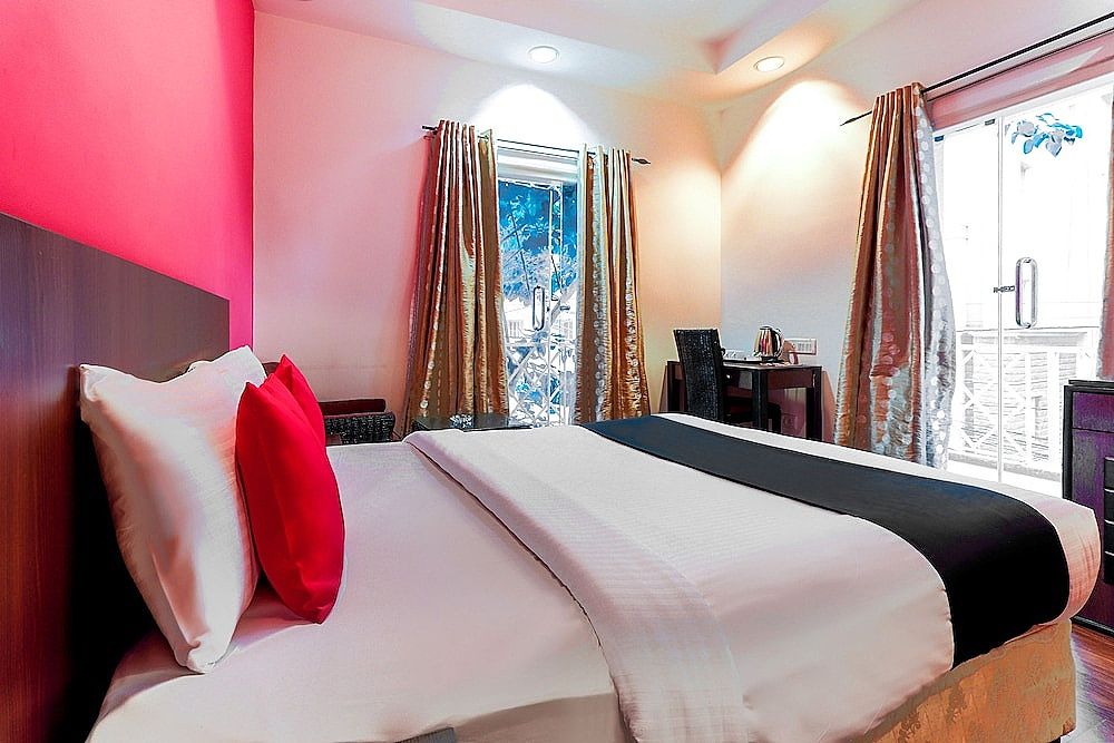 Capital O 46356 White Mg(BLR1693) Double or Twin Room 13