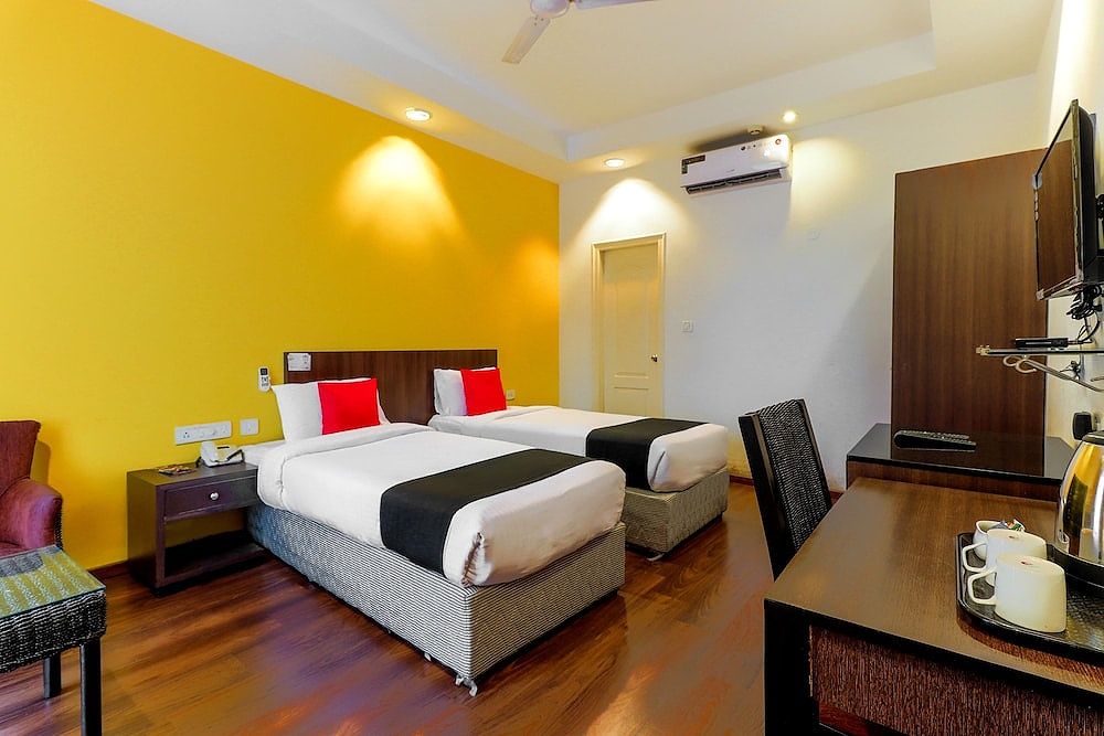 Capital O 46356 White Mg(BLR1693) Classic Double or Twin Room 3