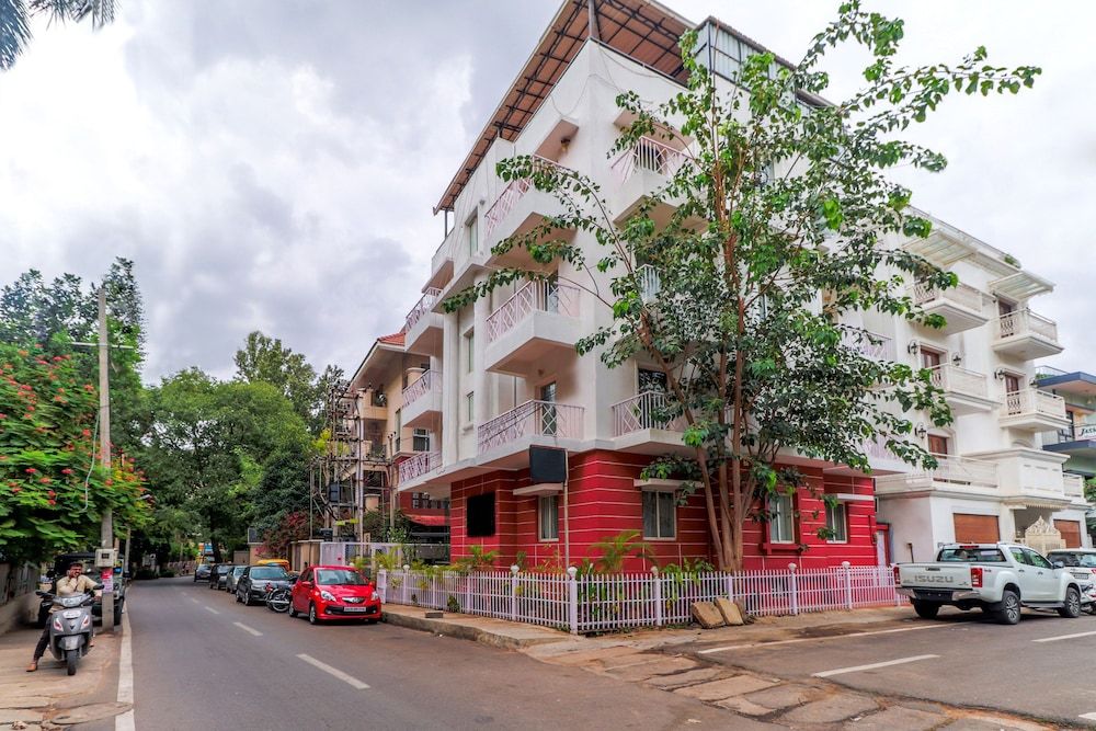 Capital O 46356 White Mg(BLR1693)