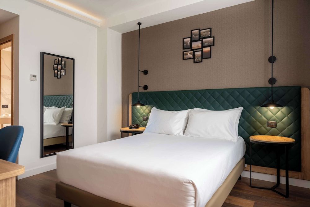 Hilton Garden Inn Milan Malpensa Room, 1 Queen Bed 3