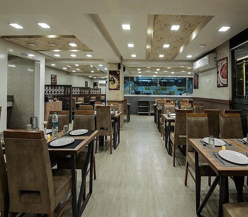 Food & Dining