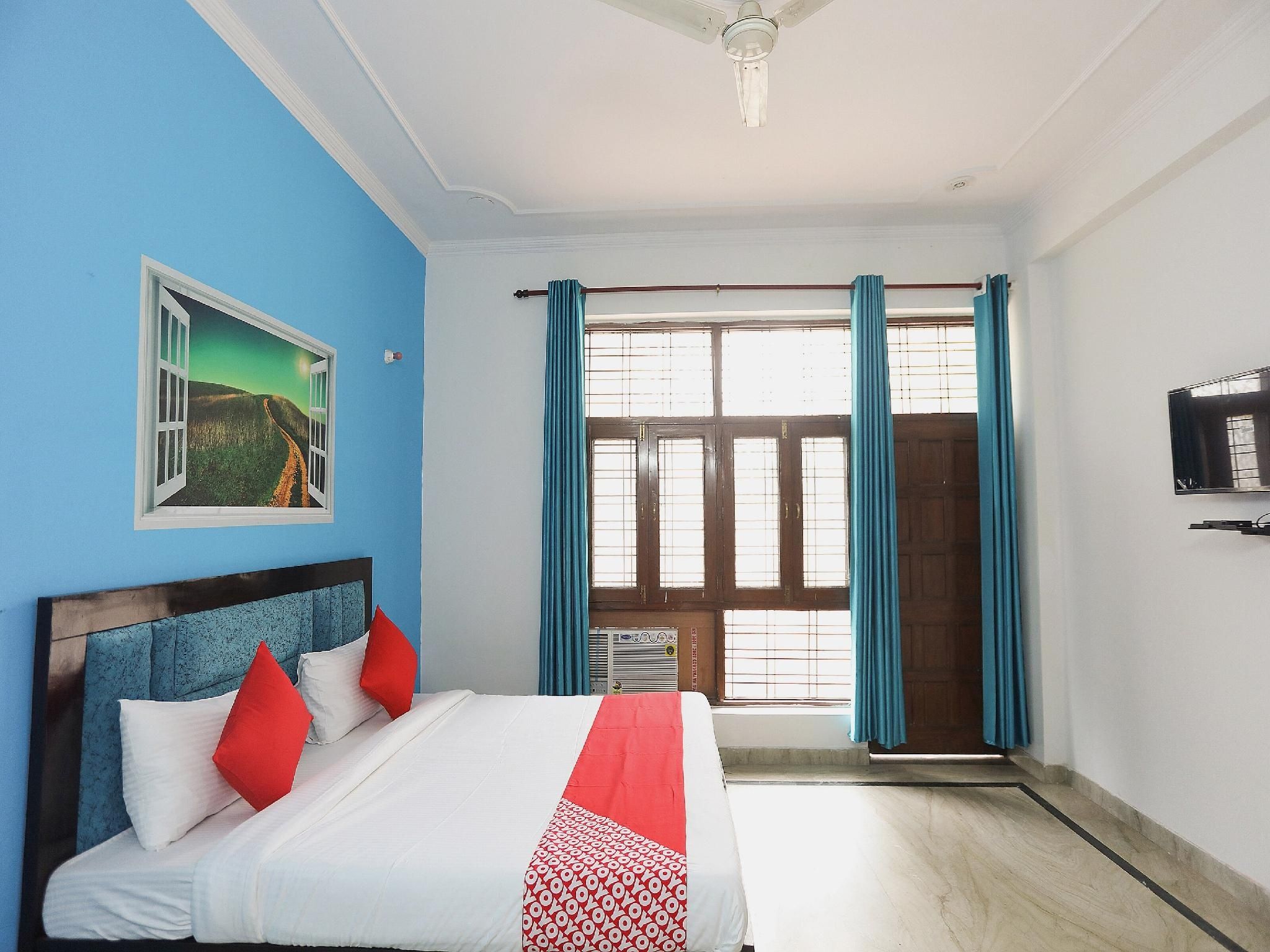 Hotel O Paradise Pearl Hotel Near Iskcon Temple Noida Classic 3