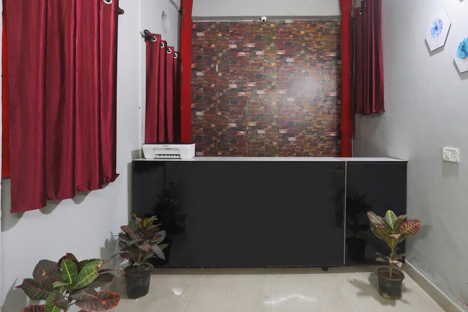 Hotel O Paradise Pearl Hotel Near Iskcon Temple Noida