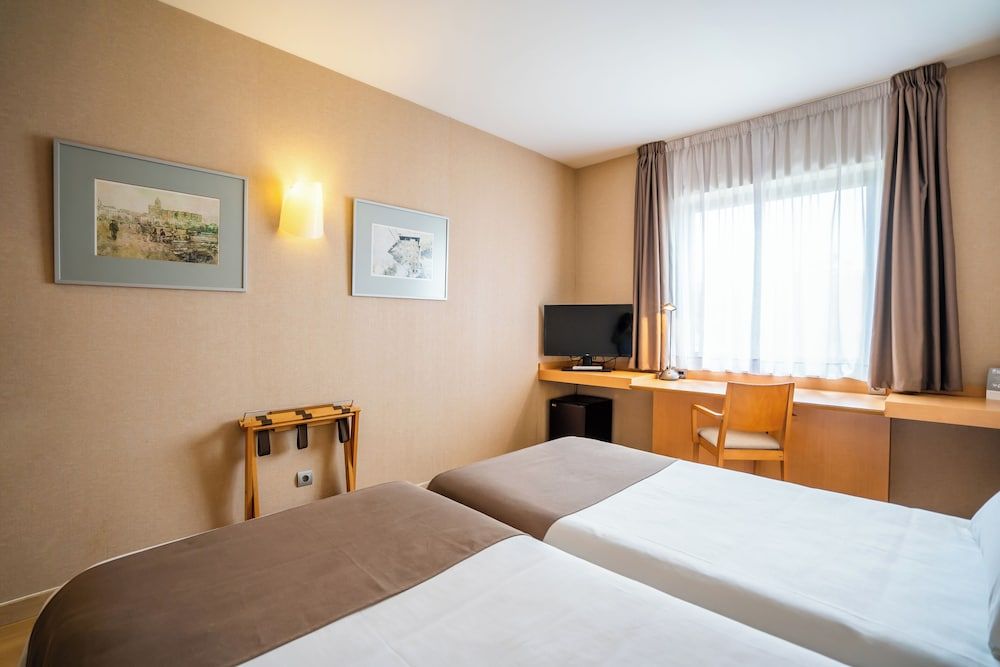 Posadas de España Pinto Standard Double Room Single Use 2