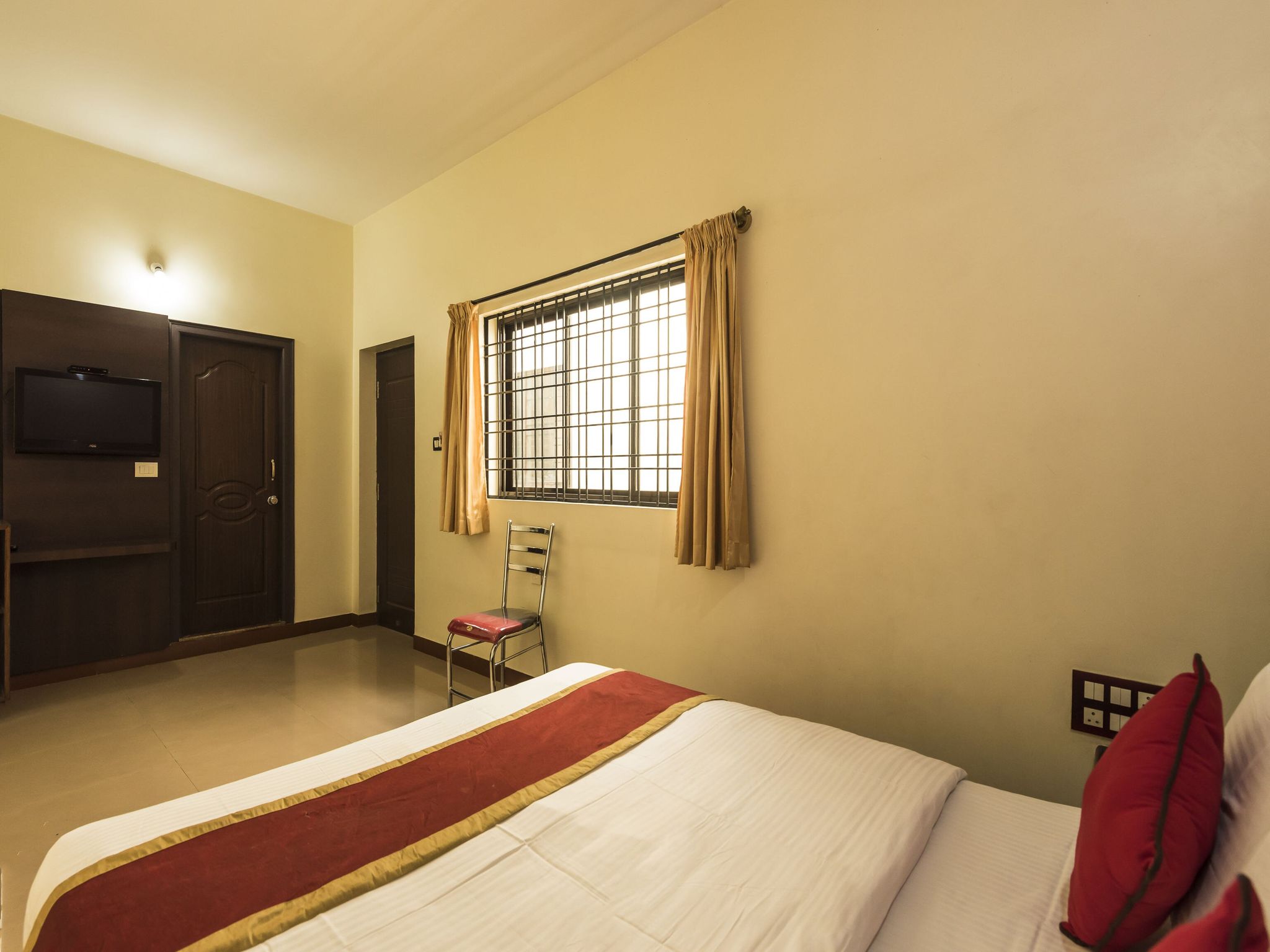 Sai Kalyan suites Classic Triple Room 3