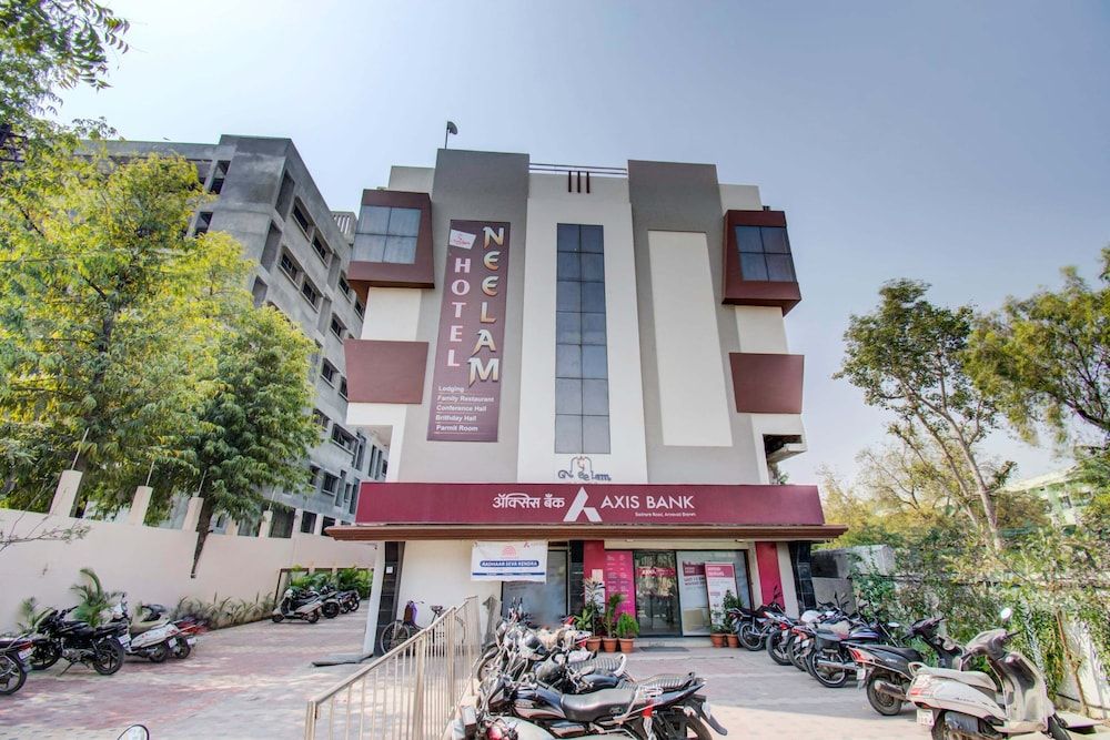 undefined OYO 24838 Hotel Neelam 2