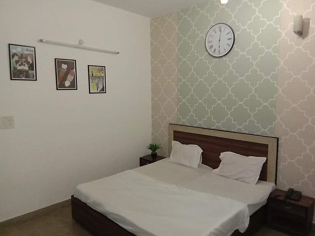 undefined Aicon Palace 10