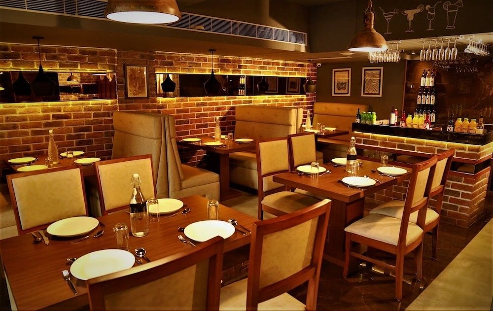 undefined Hotel Paramos Inn 4