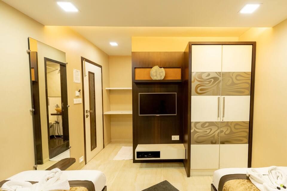 Super Deluxe Double Twin Room- Closed