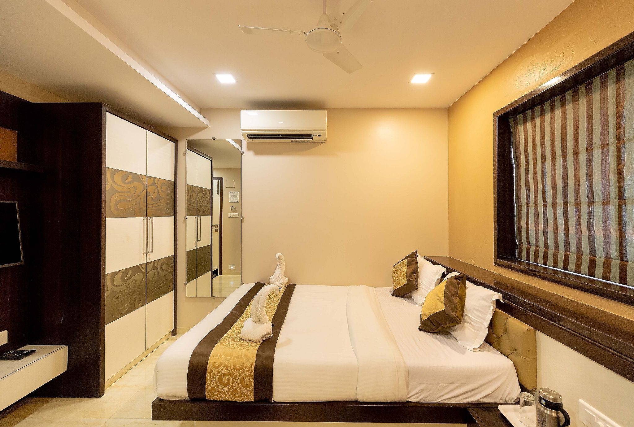 Executive Triple City View